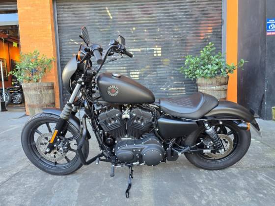 HARLEY-DAVIDSON SPORTSTER IRON 1200 